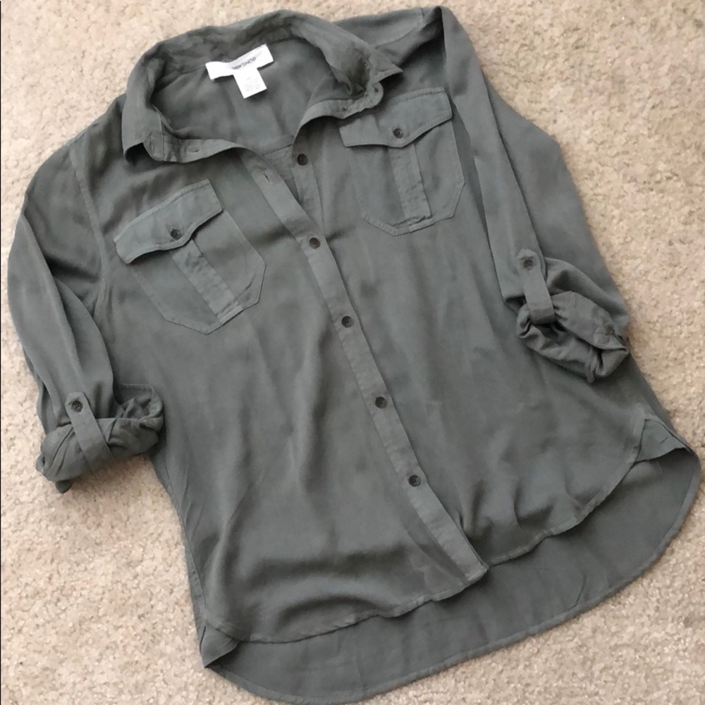 khaki shirt